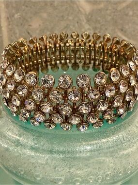 Vintage Gold-Tone Rhinestone Crystal Stretch Bangle Bracelet Beautiful
